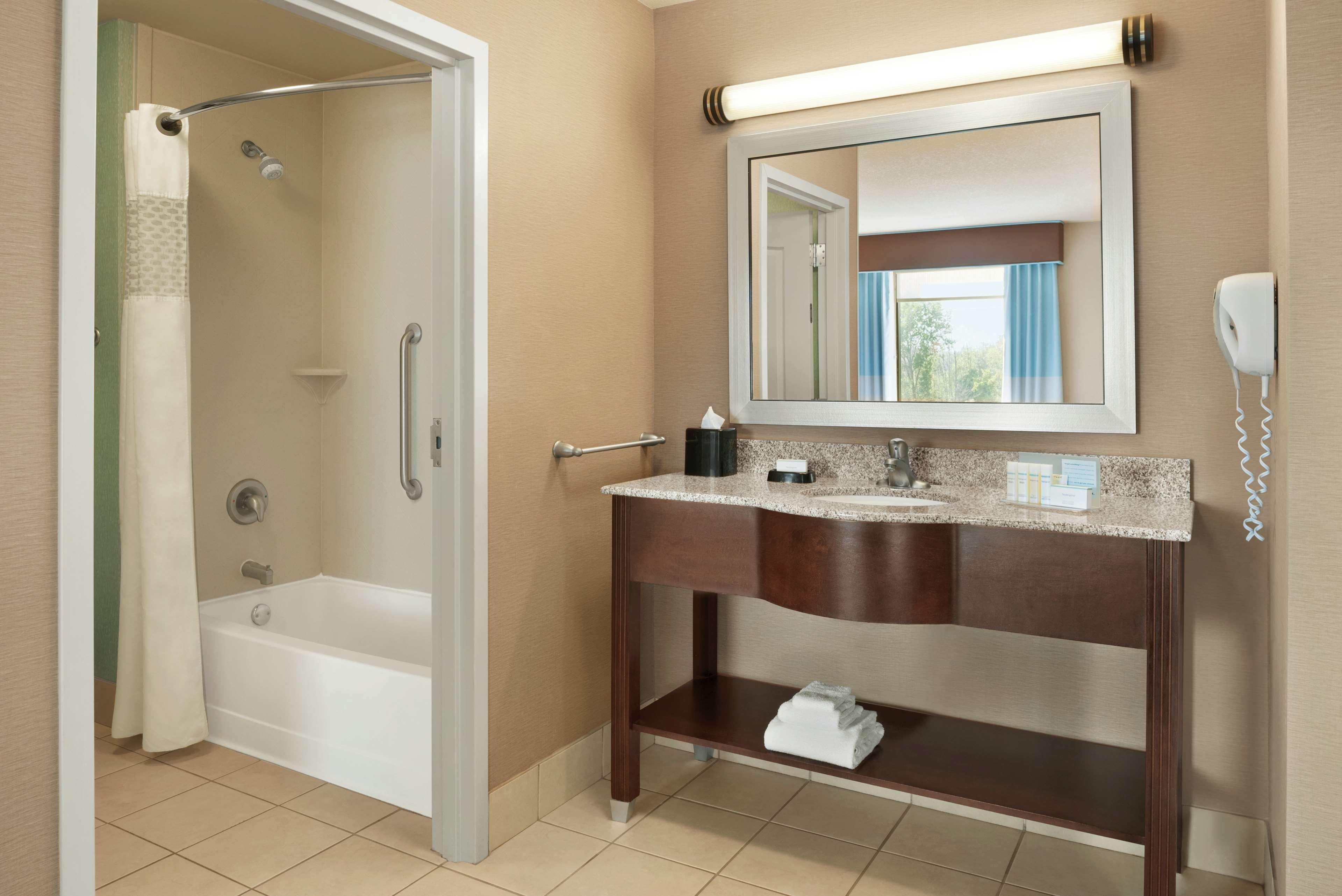 Hampton Inn & Suites Grafton Esterno foto